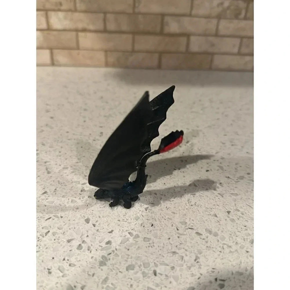 How to train a dragon figurines sg - Picture 9 of 9